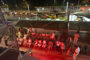 Cartagena: Passeio pela baía com bar aberto e espetáculo de dança