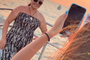 Cartagena: Passeio pela baía com bar aberto e espetáculo de dança