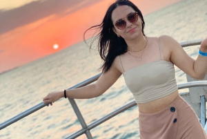 Cartagena: Passeio pela baía com bar aberto e espetáculo de dança