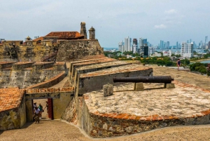 Cartagena: CITYTOUR BILINGUE + CASTELLO DI SAN FELIPE E CITTA' VECCHIA