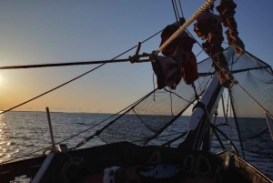 Cartagena, Colombia: Sunset Pirate Cruise with Open Bar