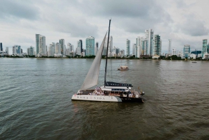 Cartagena de Indias: 2-Hour Sunset Cruise