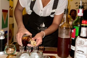 Cartagena: tour a piedi guidato della città vecchia con cibo e bevande