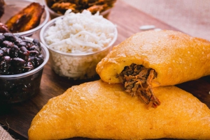 Cartagena: tour a piedi guidato della città vecchia con cibo e bevande