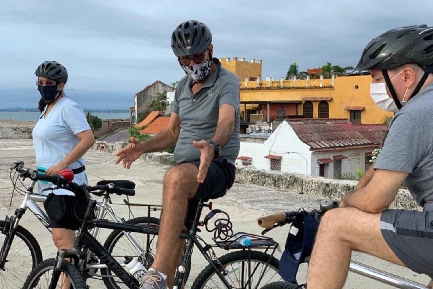 Cartagena: passeio de bicicleta pela cidade velha