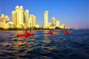 Cartagena: ochtendkajaktocht met snack en zwemmen