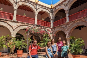 Cartagenassa: Cartagena: Yksityinen kaupunkikierros ilmastoidussa ajoneuvossa.