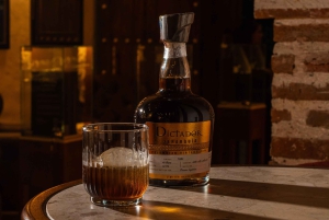 Cartagena: Cata privada de ron con el maestro ronero