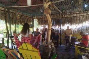 Cartagenassa: Purjehdus Cartagenan mangrovemetsissä: Purjehdus Cartagenan mangrovemetsissä