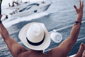 Cartagena: speedboottocht tijdens zonsondergang en kroegentocht na de afterparty