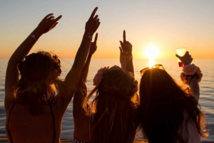 Cartagena: speedboottocht tijdens zonsondergang en kroegentocht na de afterparty