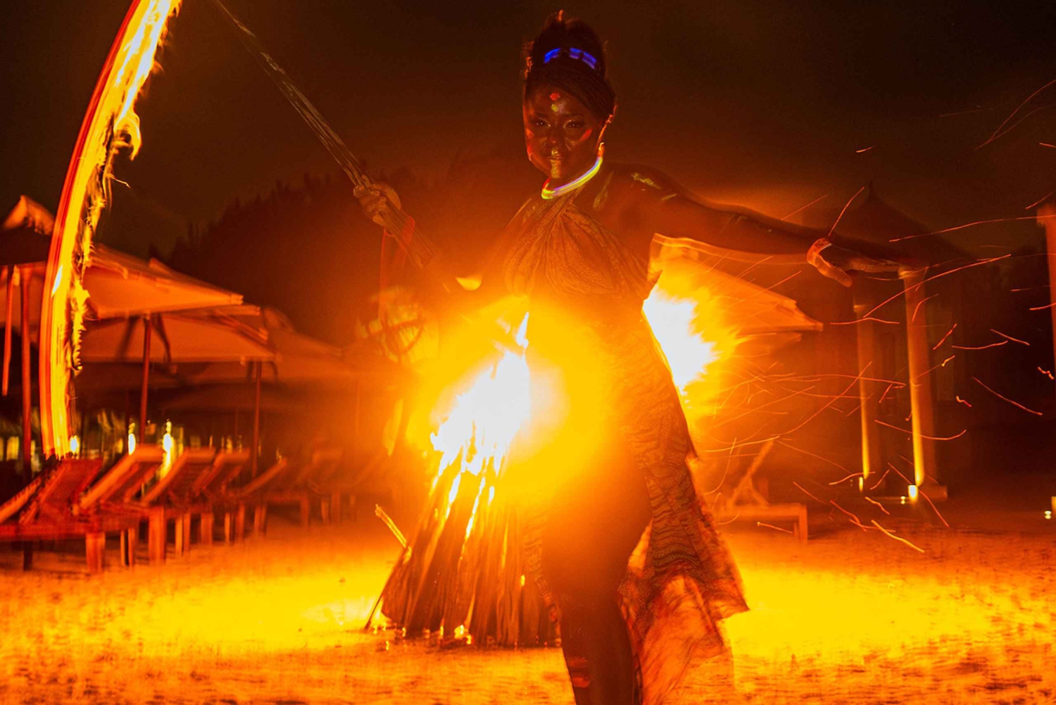 Cartagena: feest bij zonsondergang op een boot en in een strandclub