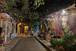 Cartagena: Walled City and Getsemani Shared Walking Tour