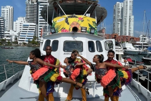 Cartagena: Wycieczka łodzią białą nocą z kolacją i otwartym barem