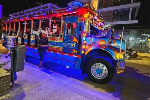 Тур на автобусе Chiva Rumbera с музыкой, вечеринкой и развлечениями в Картахене