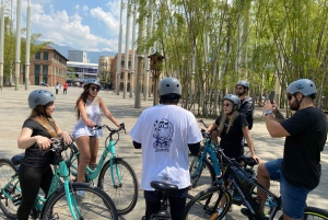 E-Bike City Tour Medellin con birra locale e snack
