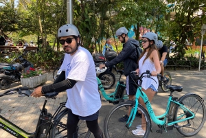 E-Bike City Tour Medellin con birra locale e snack