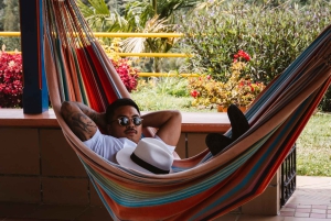 Von Medellin: 100 Jahre alte Finca, Reiten und mehr