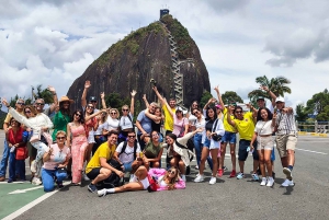 From Medellin: Guatape El Peñol with Boat, Breakfast & Lunch