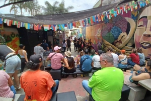 Medellín: Rundtur i Comuna 13, historie, lokal guide og svævebane