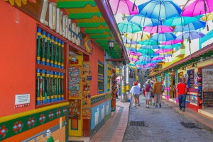 Medellin: Guatapé Tour, Lunch, Cruise, & Piedra del Peñol