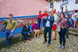 Medellin: Guatapé Tour, Lunch, Cruise, & Piedra del Peñol