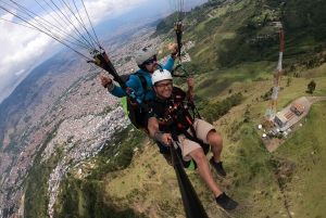 Bello: Parapente em Medellín
