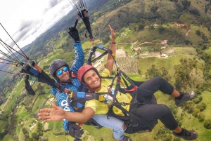 Bello: Parapente em Medellín