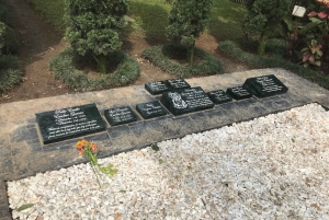 Medellín: Private Pablo Escobar Tour with Cable Car Ride