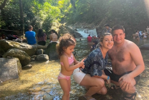 Medellín: River Tubing og BBQ-dagsudflugt med afhentning på hotel