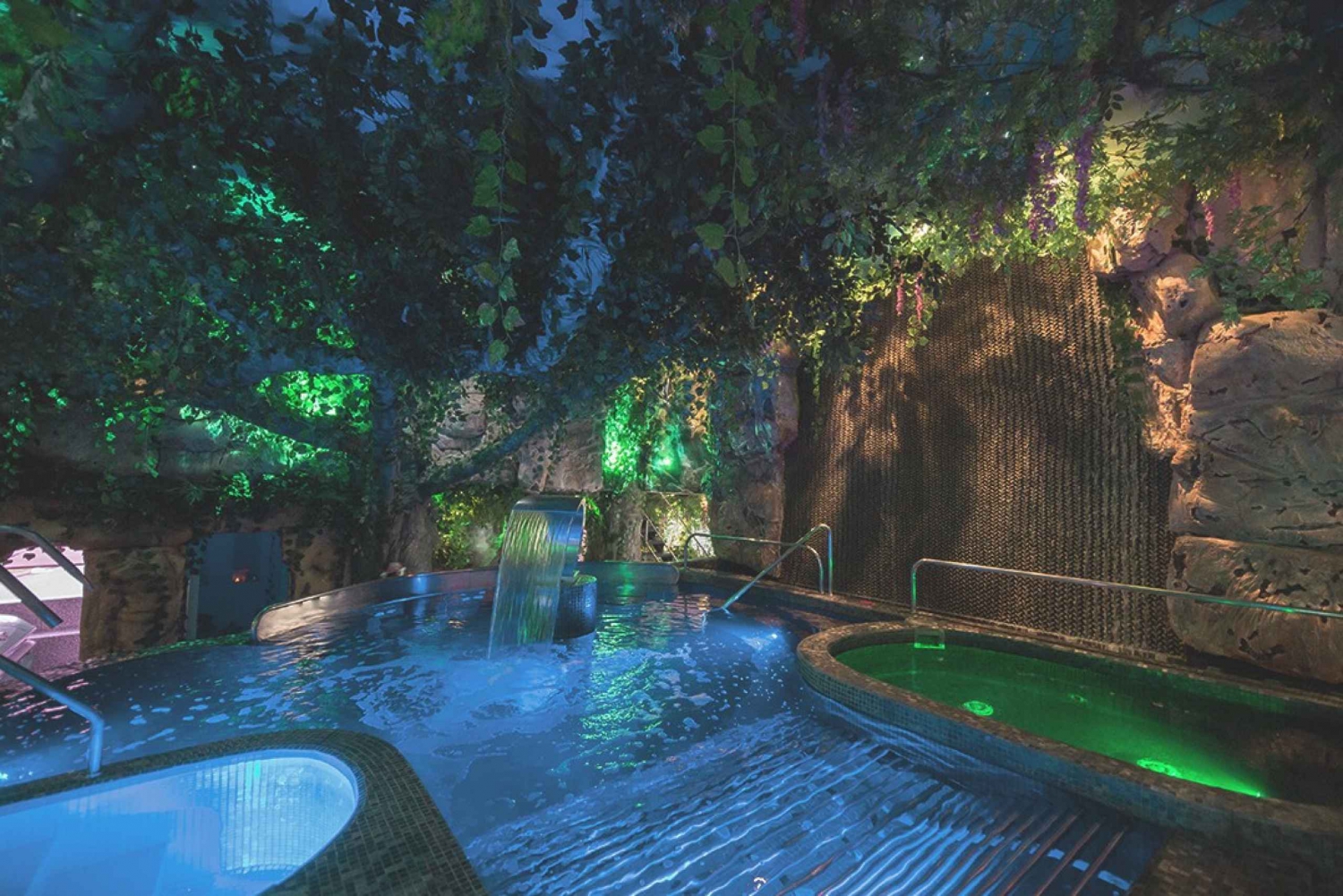 Medellín: Spa-oplevelse med middag, massage og sauna