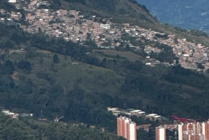 Visite urbaine de Medellín : collines, histoire, quartiers et résilience