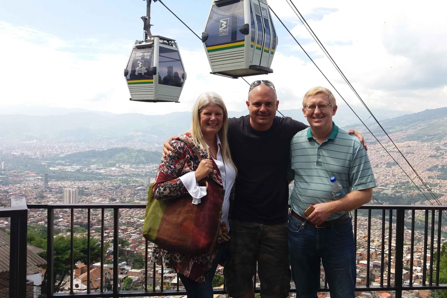 Medellín: Rundvandring med linbana och Botero Plaza
