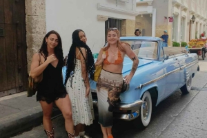 Kartagena: prywatna wycieczka zabytkowym samochodem z historykiem