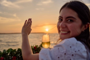 Noite romântica na baía de Cartagena