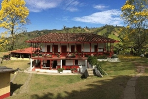 Excursión a Salento y Cócora + Finca de Café desde Pereira/Armenia
