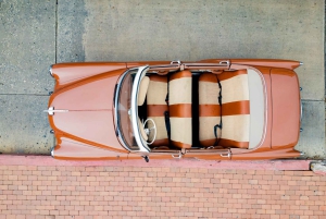 Ta en tur i en gammal bil med en fotosession i Cartagena de Indias