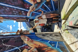 Medellín: Comuna 13 und Graffiti Geführte Tour mit einem lokalen Guide