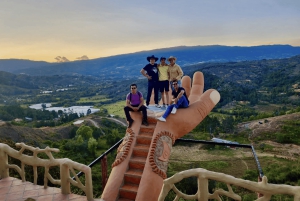 Villa de Leyva: tour guiado a Ráquira con almuerzo incluido.