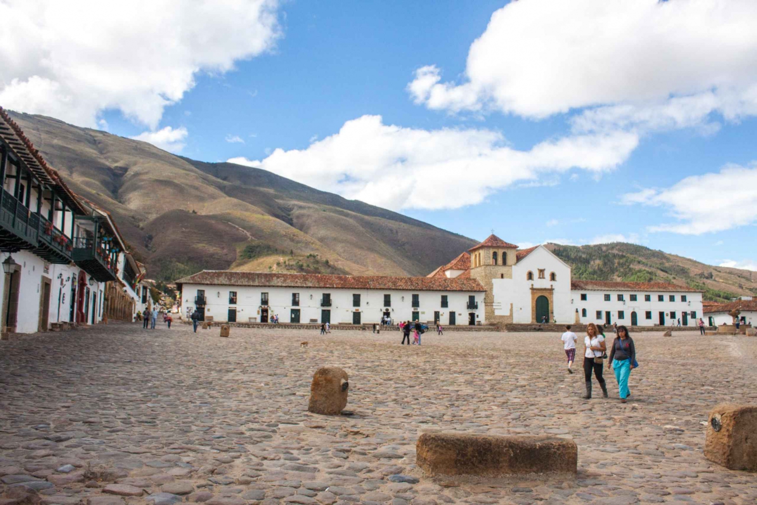 Viaje a Villa de Leyva en Transporte Privado