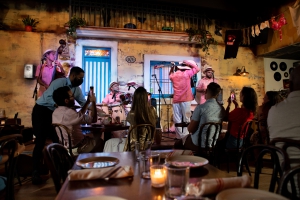 Interview with Julio Cabrera, owner and barman of Café La Trova.