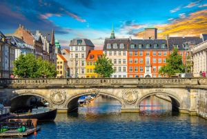 Guided Car Tour of Copenhagen City Center, Nyhavn, Palaces