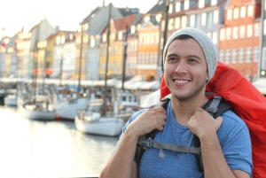 Spring køen over på Amalienborg Slot i Københavns Nyhavn