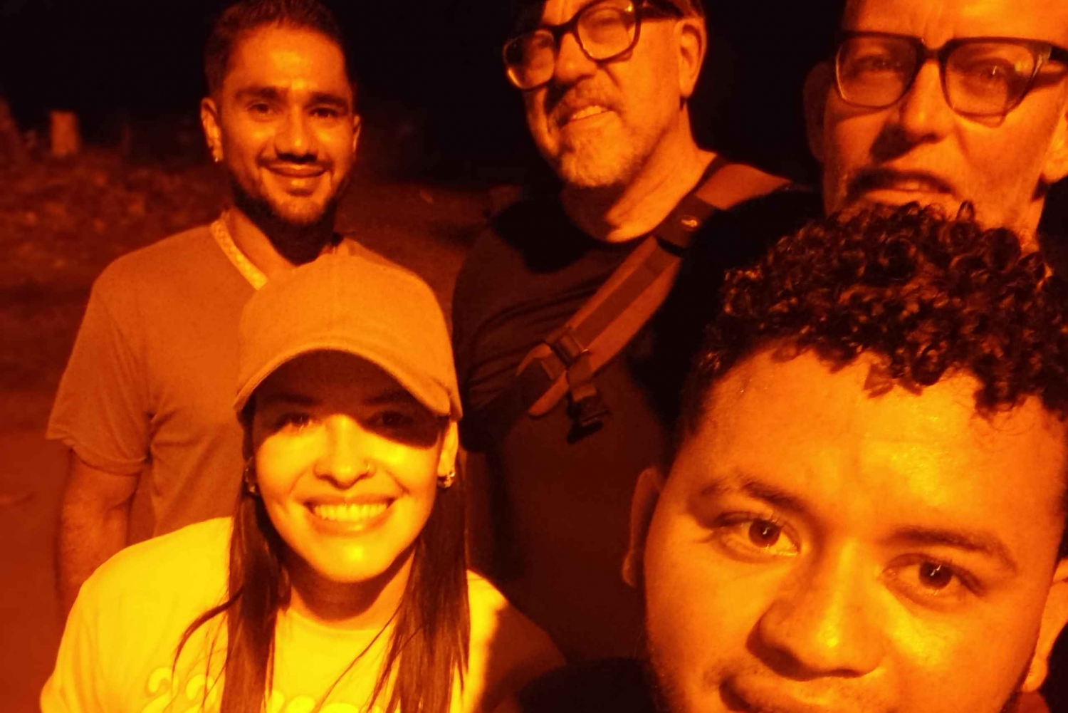 Tortuguero: Turtle Nesting Tour on Tortuguero Beach