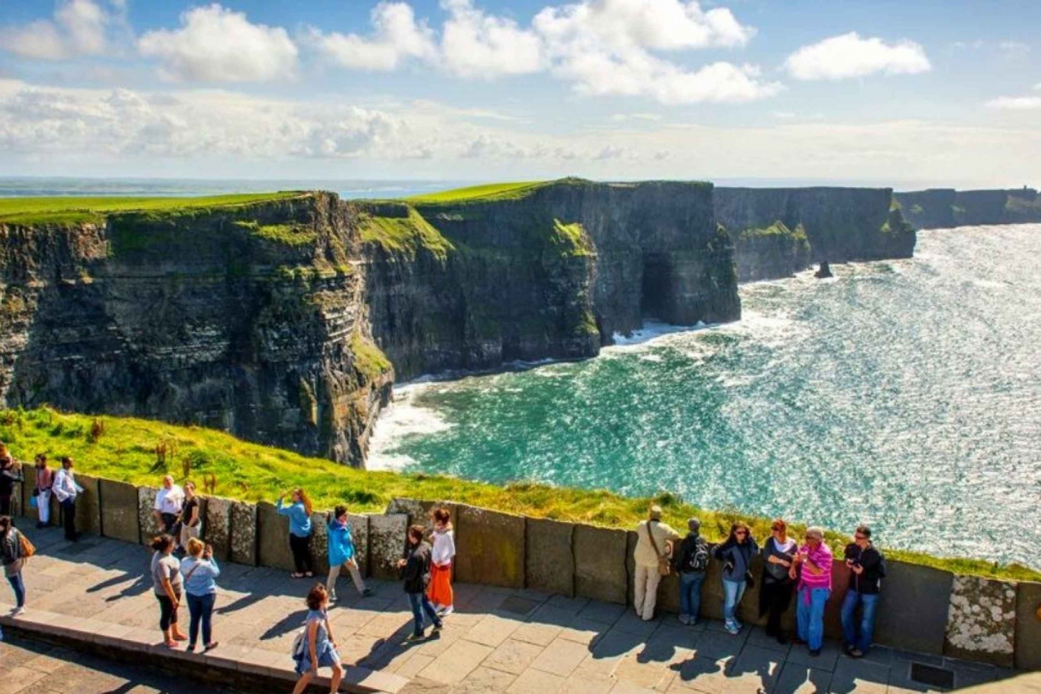 Fra Galway: Cliffs of Moher og The Burren Tour
