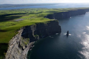 From Limerick: Full-Day Guided Tour of Cliffs of Moher