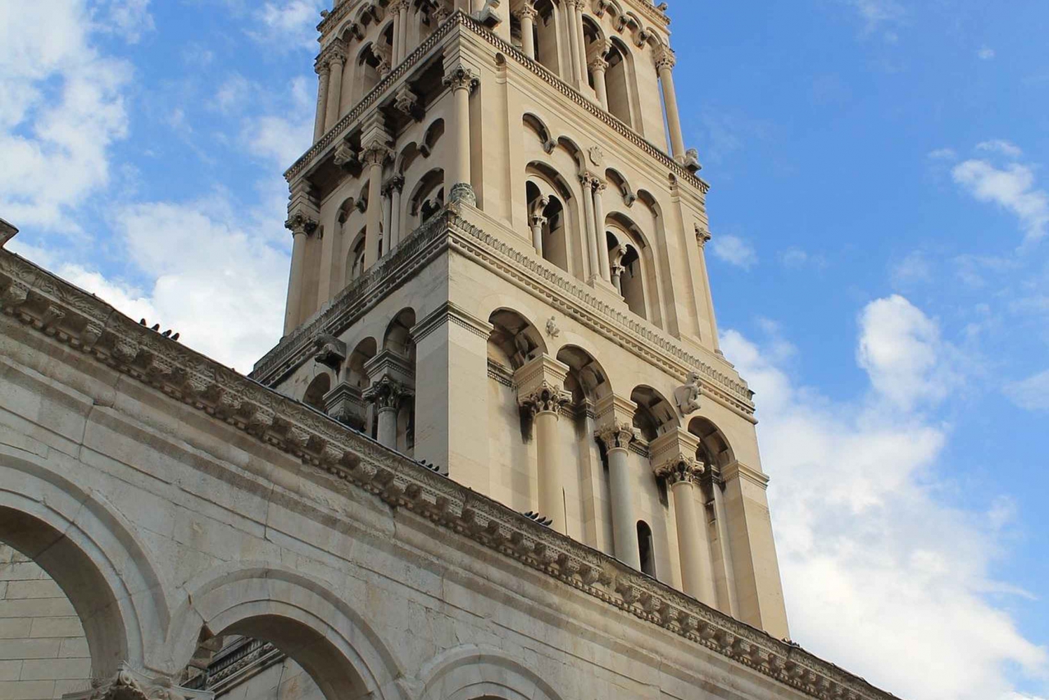 Visite en petit groupe du palais de Dioclétien et de la vieille ville à pied