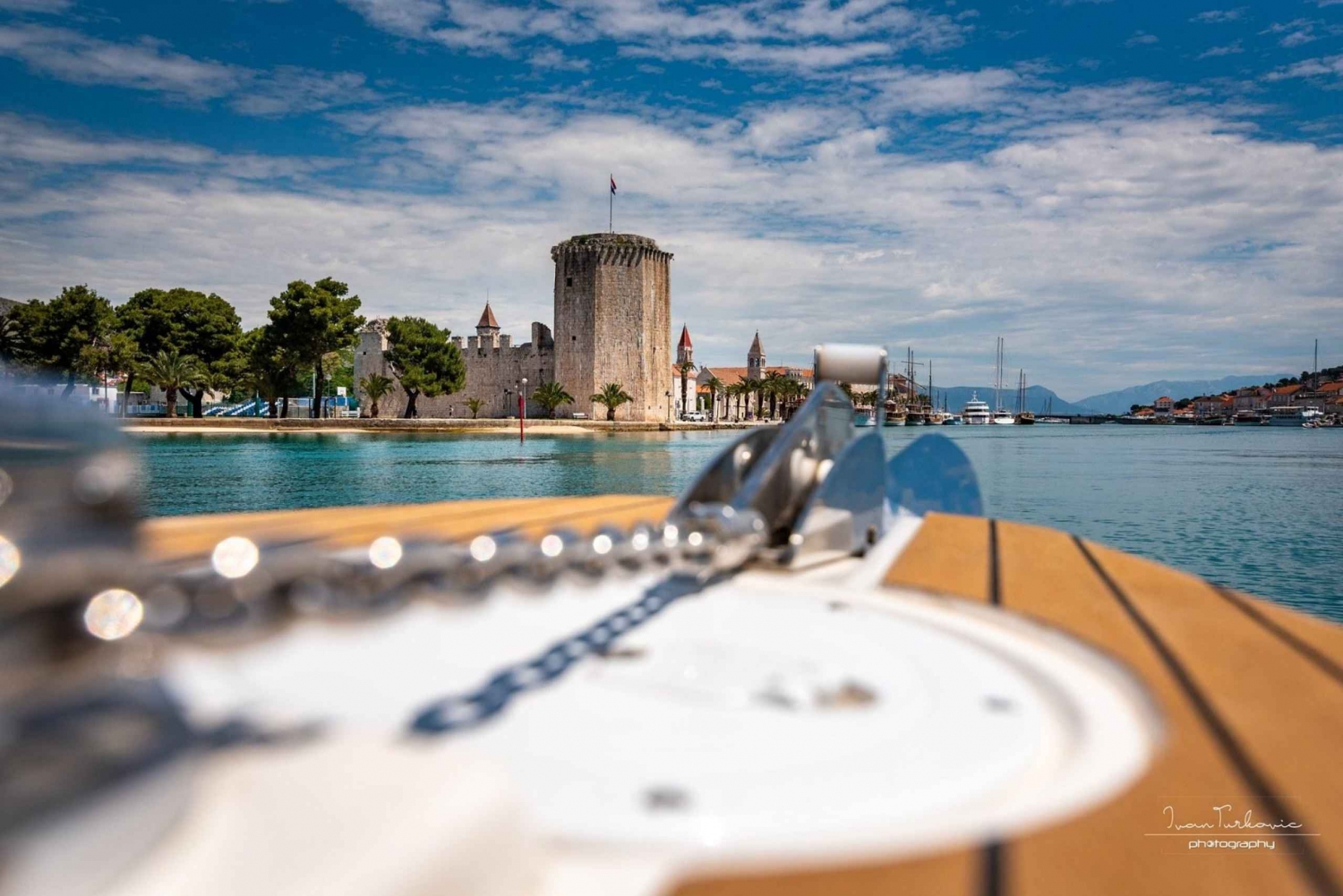 Откройте для себя Трогир: Пешеходная экскурсия с гидом по средневековой жемчужине