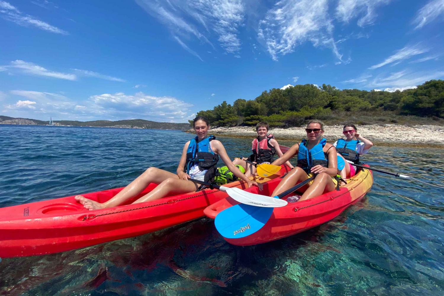 Hvar: samodzielne spływy kajakowe po wyspach Pakleni