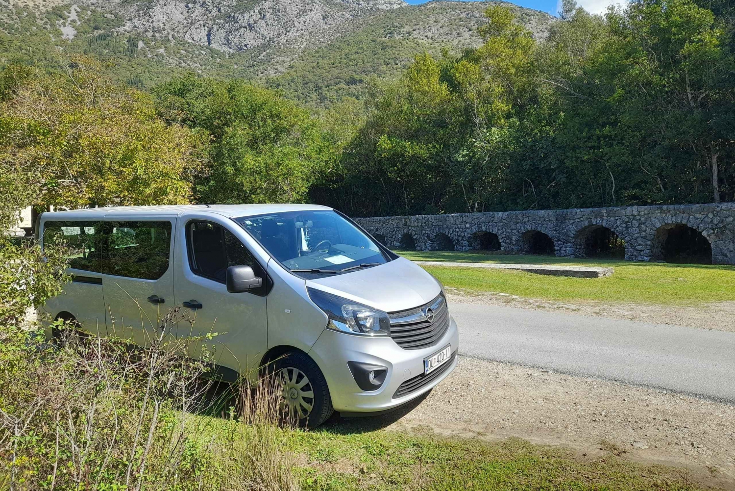 Экскурсия по водопаду Кравице, Стон, Меджугорье, Мостар